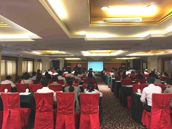 2017年10月25日泉州市科技局?jǐn)y手正睿咨詢集團(tuán)為泉州企業(yè)發(fā)展再添動力