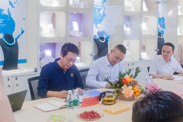 東莞市升禾飾品有限公司管理升級(jí)總結(jié)大會(huì) 東莞市升禾飾品有限公司管理升級(jí)總結(jié)大會(huì)