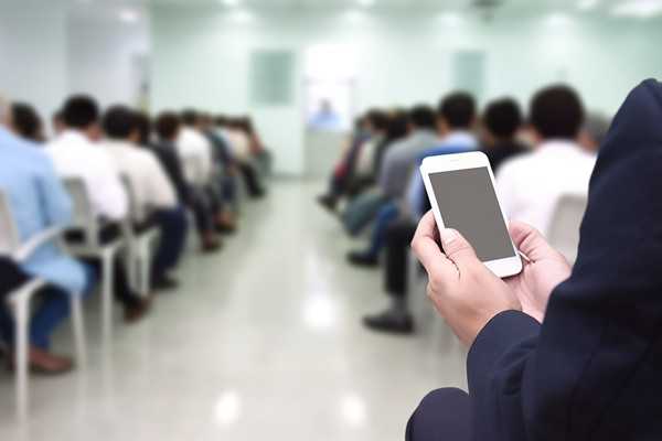 滾動(dòng)預(yù)算咨詢：協(xié)助企業(yè)實(shí)施滾動(dòng)預(yù)算，持續(xù)優(yōu)化預(yù)算