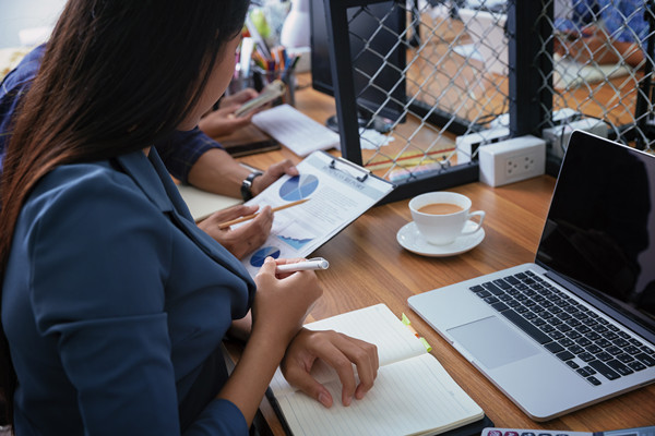 快速響應(yīng)市場(chǎng):企業(yè)戰(zhàn)略管理的挑戰(zhàn)與機(jī)遇 快速響應(yīng)市場(chǎng):企業(yè)戰(zhàn)略管理的挑戰(zhàn)與機(jī)遇