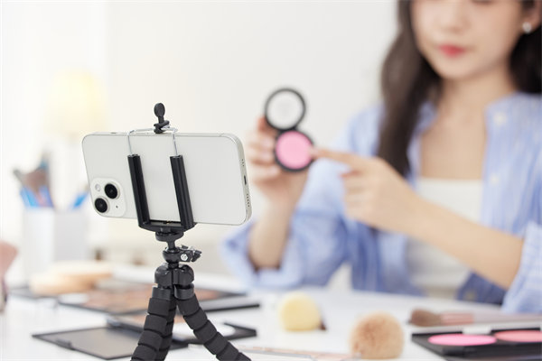 社交媒體：利用社交媒體，提升品牌影響力