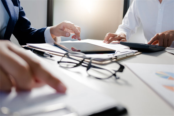 智慧預(yù)算，護(hù)航企業(yè)未來(lái)，構(gòu)建穩(wěn)健預(yù)算管理體系