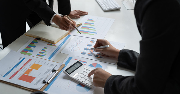 深度挖掘績效數(shù)據(jù)，優(yōu)化企業(yè)決策與資源配置