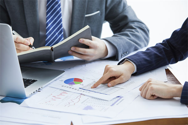 追求卓越績效：構(gòu)建高效團(tuán)隊，實現(xiàn)業(yè)務(wù)目標(biāo)新高度