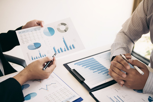 數(shù)據(jù)分析驅(qū)動(dòng)，精準(zhǔn)制定年度經(jīng)營計(jì)劃提升效率