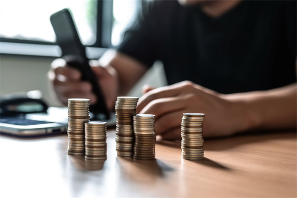 在制定薪酬策略時(shí)應(yīng)首先考慮的是員工的個(gè)人需求嗎？