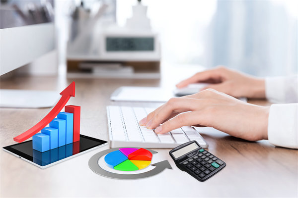 行業(yè)變革下，薪酬調(diào)整策略如何緊跟市場步伐？