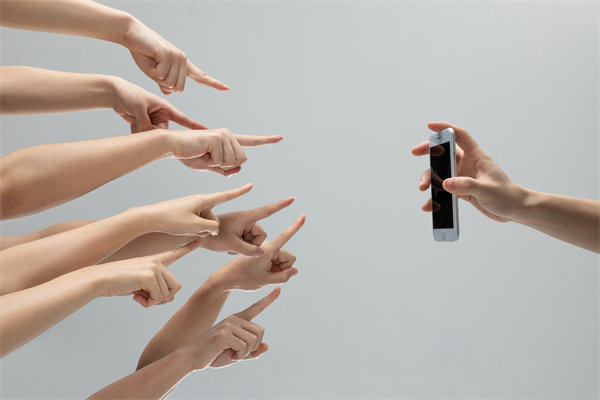 品牌危機(jī)公關(guān)：面對(duì)負(fù)面輿論，如何有效轉(zhuǎn)危為安？