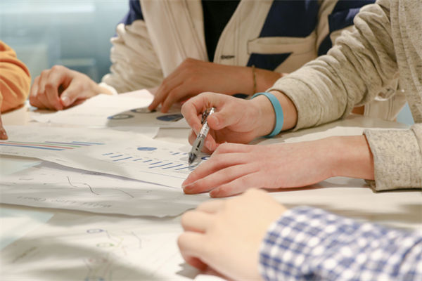 我們的年度經(jīng)營計劃，是否足夠靈活以應(yīng)對突發(fā)情況？