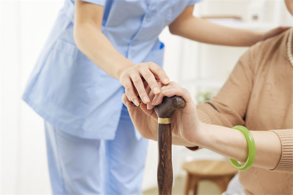 多家藥企叫停創(chuàng)新藥研發(fā)項(xiàng)目，關(guān)聯(lián)行業(yè)需要戰(zhàn)略調(diào)整？