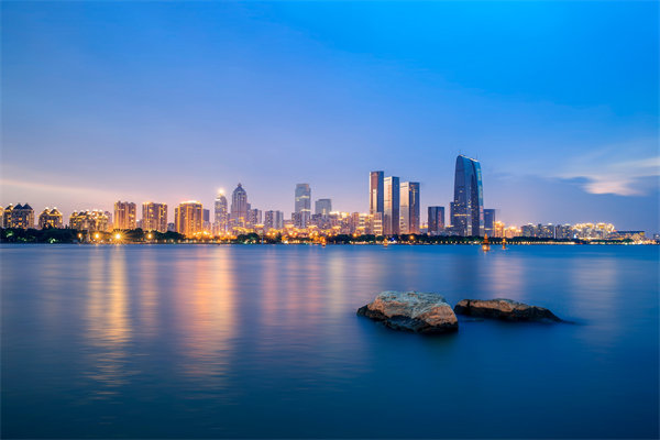 蘇州年度經營計劃咨詢公司如何為企業(yè)定制年度藍圖？