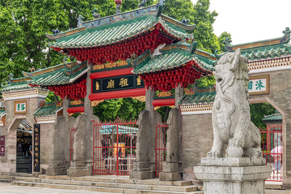 佛山薪酬咨詢公司如何助力企業(yè)平衡薪酬與績效？