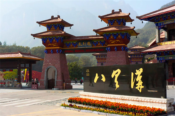 企業(yè)深陷瓶頸期，發(fā)展舉步維艱，新鄉(xiāng)戰(zhàn)略咨詢公司如何破局？