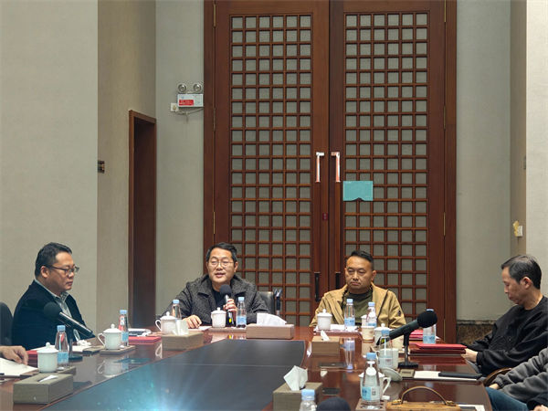 奧美森董事長(zhǎng)龍曉斌先生致辭 奧美森董事長(zhǎng)龍曉斌先生致辭