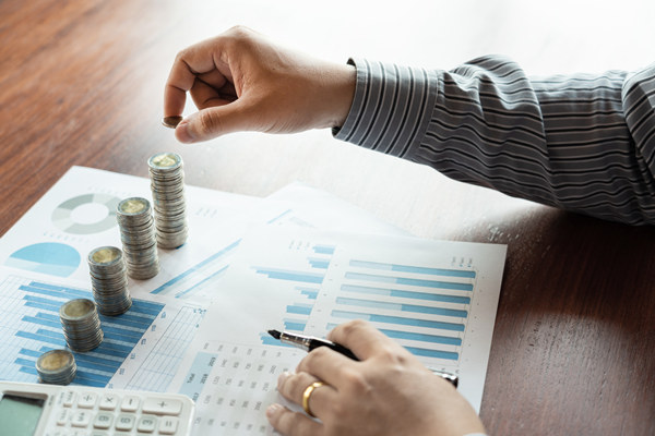 預(yù)算過(guò)程監(jiān)管缺，如何有效強(qiáng)化預(yù)算全程的管控力度？