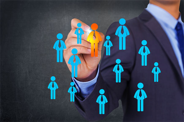 員工敬業(yè)度持續(xù)走低，人力資源怎樣精準(zhǔn)激活團(tuán)隊(duì)動(dòng)能？