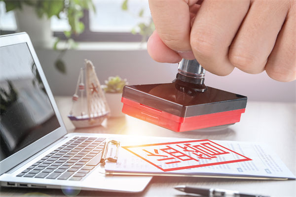 人力資源管理分析:女子挪用公司近1700萬買奢侈品 人力資源管理分析:女子挪用公司近1700萬買奢侈品