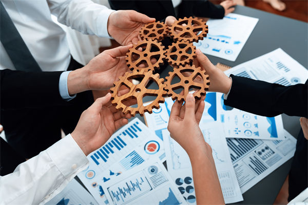 高層標(biāo)榜的文化理念，為何與基層執(zhí)行完全兩張皮？