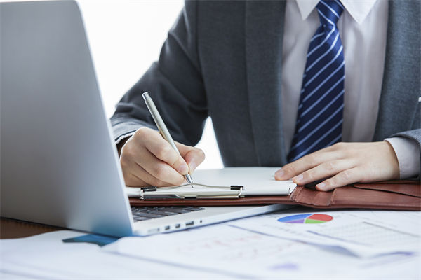 組織規(guī)劃方案周全，落地執(zhí)行時為何總遇結(jié)構(gòu)性阻礙？