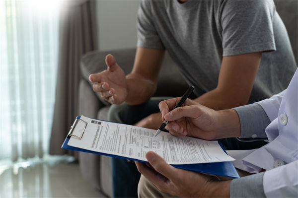 薪酬管理咨詢:女子花1780元考陪診師證卻無單可接 薪酬管理咨詢:女子花1780元考陪診師證卻無單可接