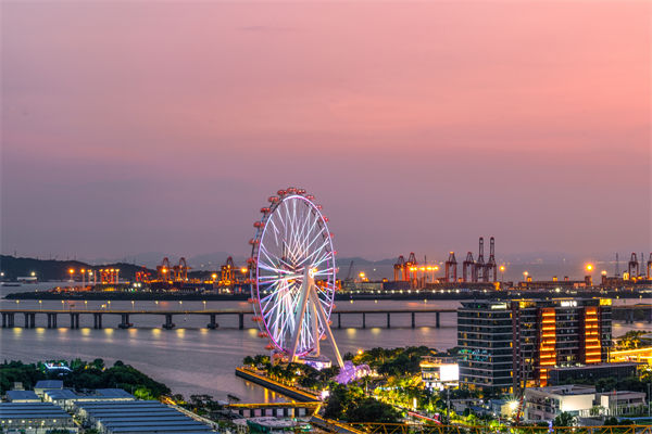 行業(yè)洗牌加速企業(yè)迷茫，深圳戰(zhàn)略咨詢公司能指明突圍方向嗎？