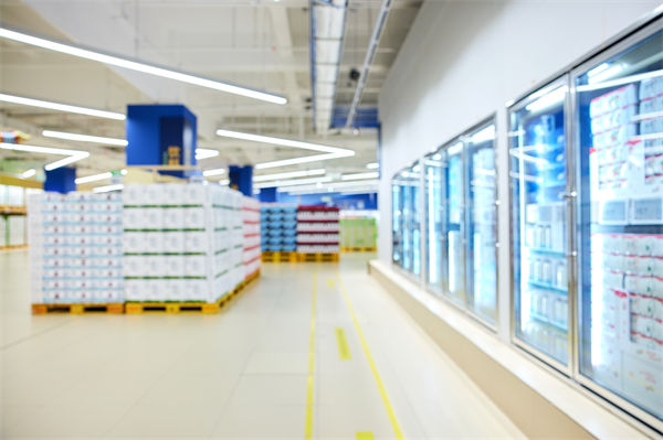 知名超市半年關(guān)了227家店，關(guān)聯(lián)企業(yè)營銷怎么看？