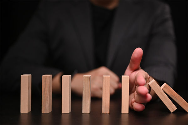 市場(chǎng)競(jìng)爭(zhēng)日趨激烈，戰(zhàn)略規(guī)劃如何協(xié)助構(gòu)建護(hù)城河？