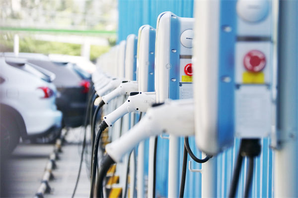 每5輛電動(dòng)汽車就有2個(gè)充電樁，精益生產(chǎn)管理怎么看？