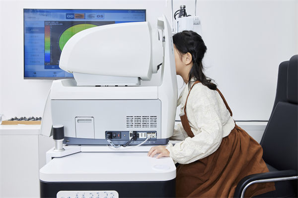 制造業(yè)管理：電子產(chǎn)品“防藍(lán)光”功能真能護(hù)眼嗎？