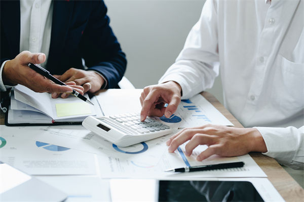 暑期檔電影票房破115億，預(yù)算管理咨詢怎么看？