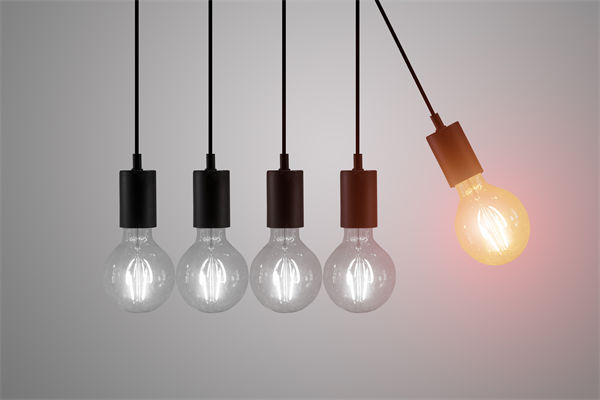 同質(zhì)化嚴(yán)重下，差異化品牌營銷如何突出重圍逆襲？