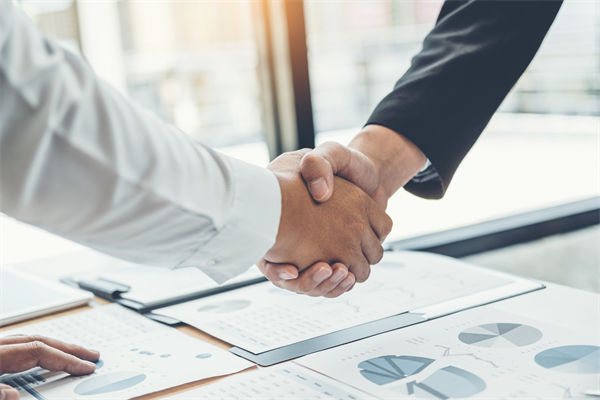 績效成了壓力來源，如何才能轉(zhuǎn)為員工的動力引擎？